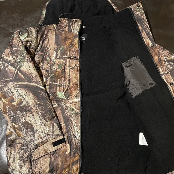 CAMO WATERPROOF BOMBER JACKET - Picture 2 of 2